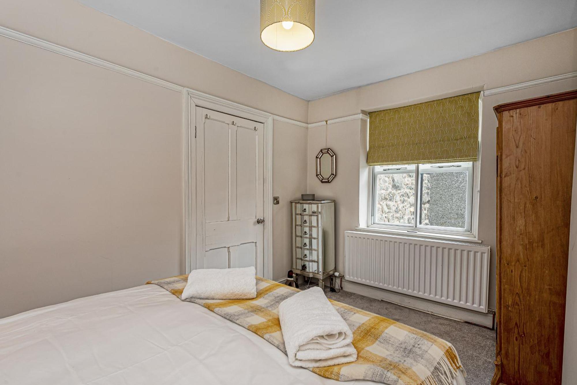 Вилла Character Townhouse In Town Centre & Superb Views Долгеллау Экстерьер фото